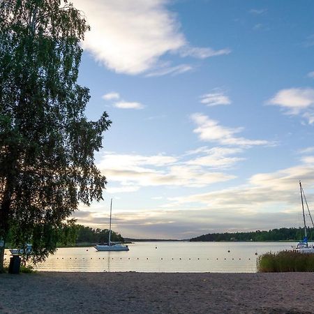 Vita Grindarna / Djuroe Havsbad Villa Djurhamn ภายนอก รูปภาพ